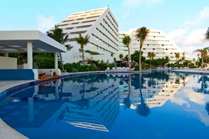 Oasis Palm - All Inclusive Resort - Cancun, Mexico